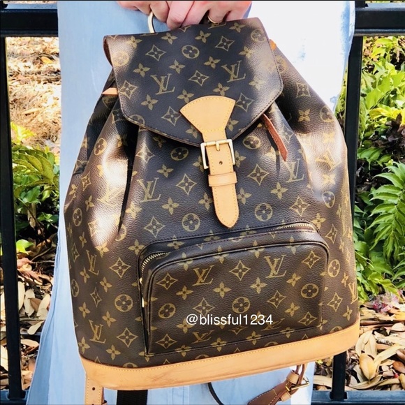 Louis Vuitton Handbags - 💎✨BEAUTIFUL💎✨SEXY✨💎 Montsouris GM